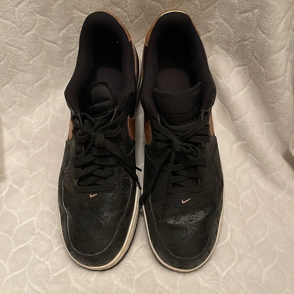 Nike Air Force 1 '07 LV8 Low Black - Picture 4 of 6